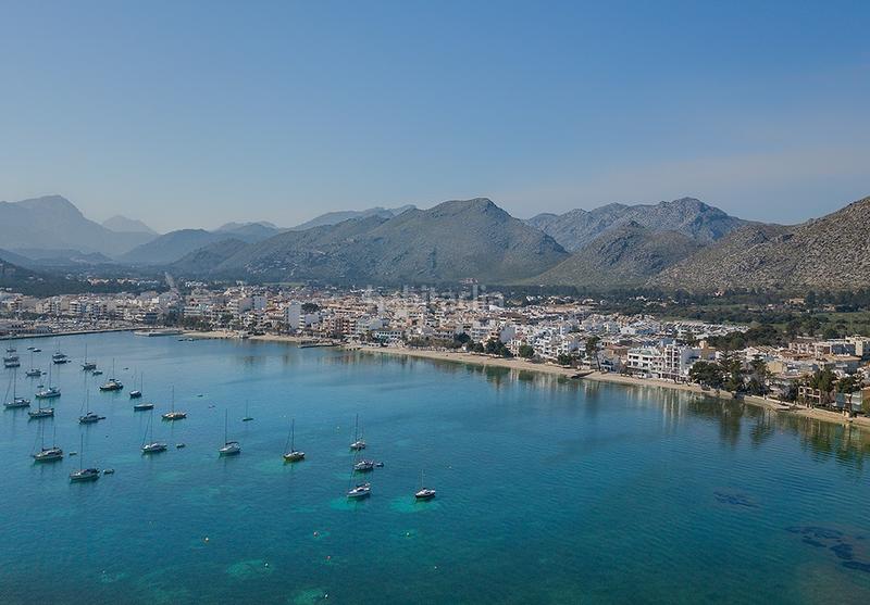 Foto 3fa1ca0c-a75e-425a-a10d-dadda68aefa1. Casa pareada atractiva casa adosada en venta en puerto pollensa, mallorca en Pollença