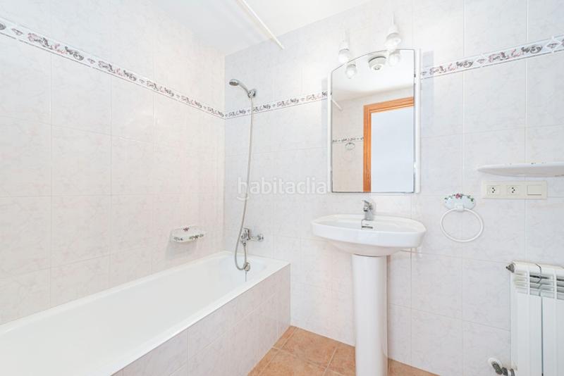 Foto e4303d20-cc29-4ded-bbab-6113986298a2. Casa pareada atractiva casa adosada en venta en puerto pollensa, mallorca en Pollença
