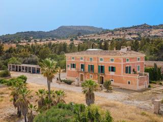Mas à Manacor Centre. Histórica casa señorial en venta en calas de mallorca zona de ma