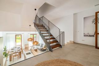 Mas à Fornalutx. Preciosas casas de pueblo nuevas en venta en fornalutx, mallorca