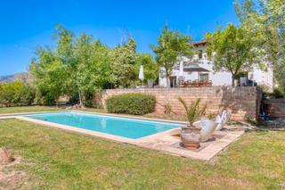 Mas à Esporles. Finca rústica perfectamente situada en venta en la tranquila esp
