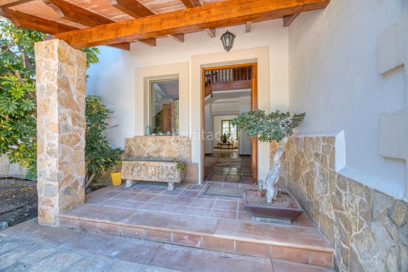 Foto eb2d9652-863a-4d0b-aafe-e91315afa41f. Masía finca rústica perfectamente situada en venta en la tranquila , mallorca en Esporles