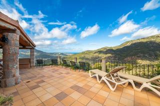 Mas à Fornalutx. Finca a reformar con vistas a las montañas y al mar a la venta e