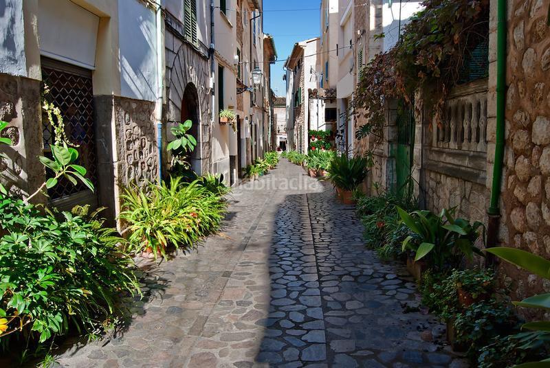 Foto 6789e186-b2f8-4b94-8946-d61fe082c482. Masia amb aparcament a Sóller