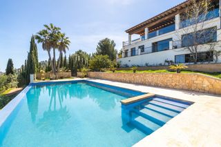 Chalet à Esporles. Exclusiva villa con vistas panorámicas en venta en esporles, mal