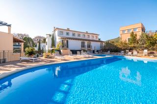 Casa aparellada a Es Camp de Mar. Preciosa casa en el campo de golf con vistas en venta en camp de
