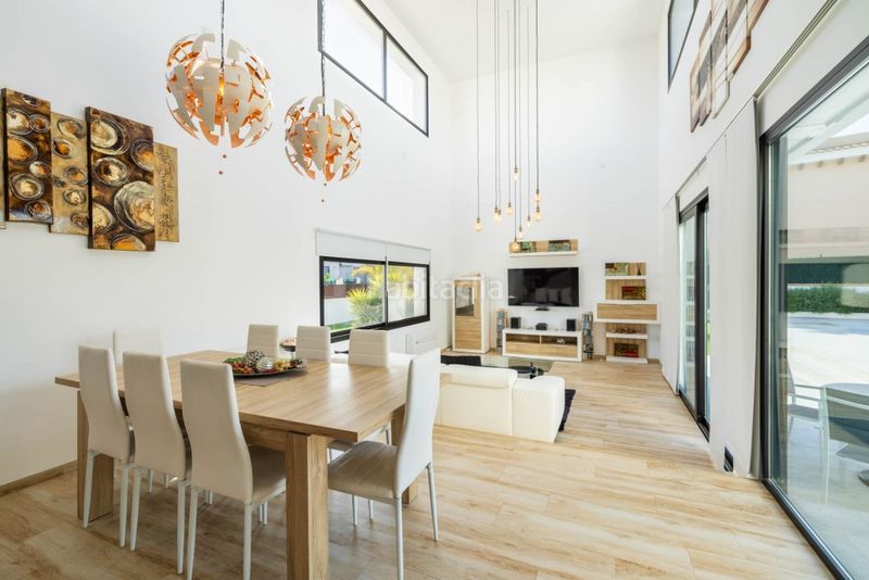 Foto 32d1491e-b134-497b-8a1f-74d0f66654af. Xalet amb calefacció aparcament piscina a Cales de Mallorca Manacor