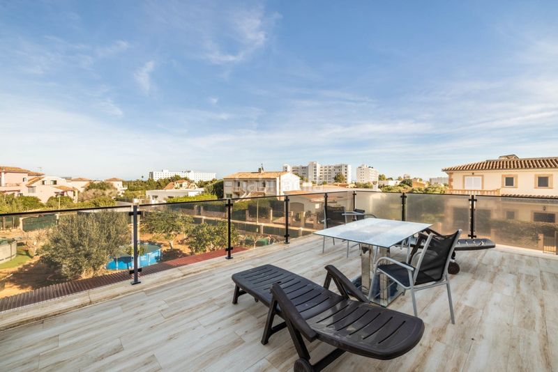 Foto 5bc7f9b1-ebed-41ca-b53f-34de4e9f7f3f. Xalet amb calefacció aparcament piscina a Cales de Mallorca Manacor