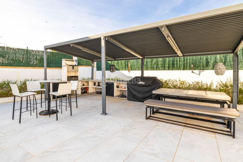 Foto 78b289f9-ab9d-4534-bf95-6e1c0a3fce81. Xalet amb calefacció aparcament piscina a Cales de Mallorca Manacor