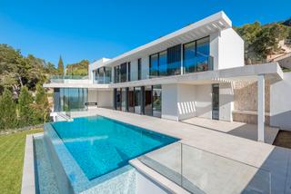Xalet a Port D´Andratx. Villa con vistas al mar lista para entrar a vivir en venta en pu
