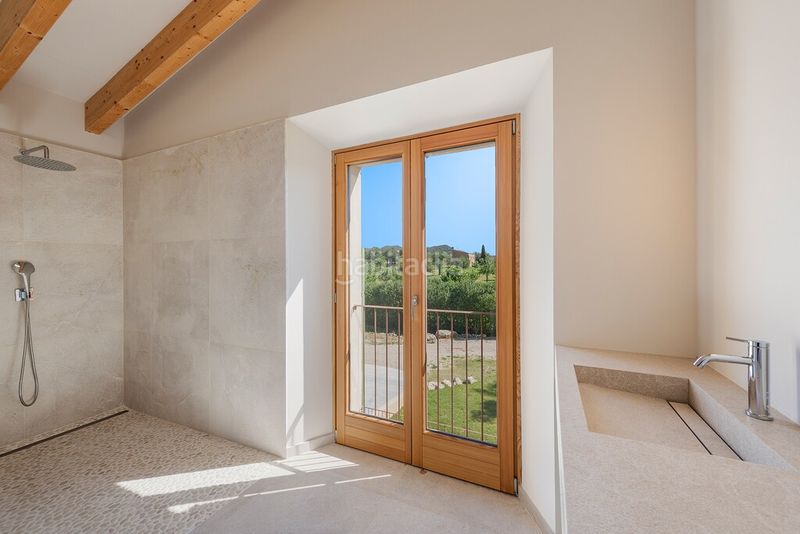 Foto 97037f24-c92f-4f18-9e1b-e9cc8e865ff2. Masia amb calefacció aparcament piscina a Alaró