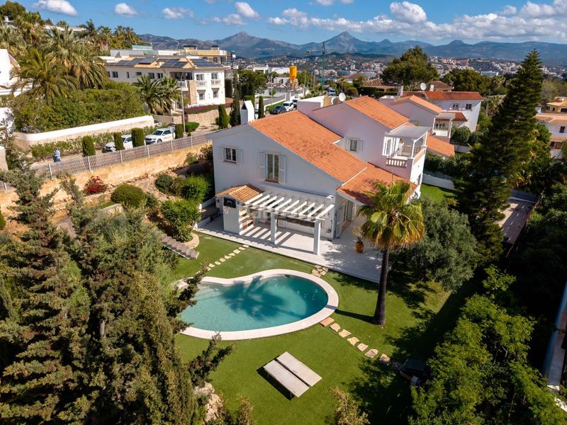 Foto 82f6cbc3-1704-44d1-9144-5aa3fa2d34cf. Xalet amb calefacció aparcament piscina a Santa Ponça Calvià