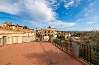 Mas à Selva. Autentica casa de pueblo con casita, en venta en selva, mallorca
