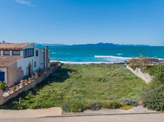 Rural plot in S´Estanyol. Parcela edificable en primera línea de mar con acceso directo al