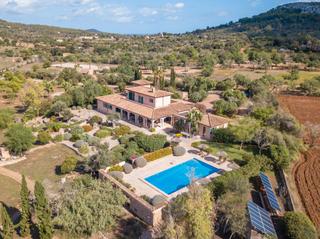 Masia a Felanitx Poble. Finca estilo hacienda con piscina en venta en cas concos, surest