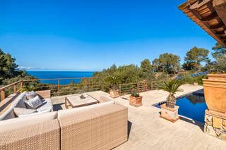 Mas à Valldemosa. Villa de campo con vistas al mar en venta en valldemossa, mallor