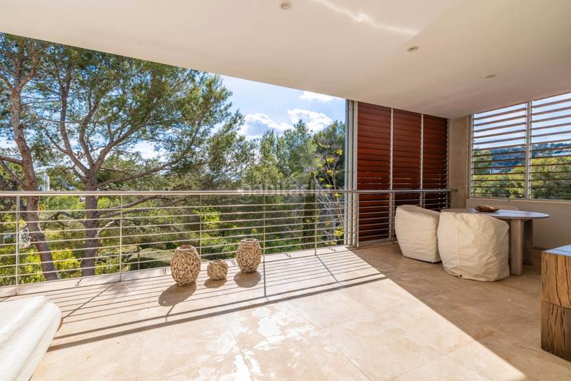 Foto e4ee1b89-80d2-439d-b4fe-9067cc07acb2. Apartamento elegante ático en venta en bendinat, suroeste de mallorca en Calvià