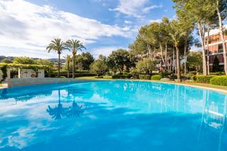 Apartament a Portals Nous. Apartamento con jardín en venta en la exclusiva bendinat, mallor