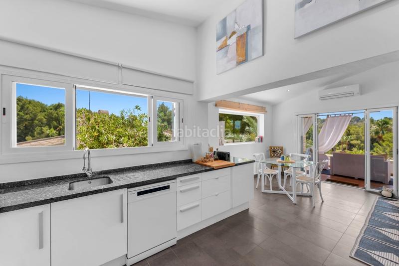 Foto cc774372-b5b3-4f4f-83a8-6f672cd47d82. Xalet amb calefacció aparcament piscina a Costa de la Calma Calvià