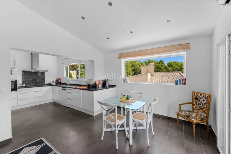 Foto ec5ad67e-0709-446b-93de-80c36f3c5c95. Xalet amb calefacció aparcament piscina a Costa de la Calma Calvià