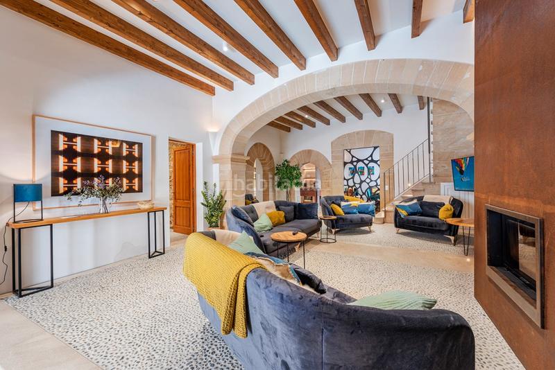 Foto 9e149850-94d4-4090-b457-c35b1a38d7d7. Masía impecable casa de pueblo con piscina en venta en pollensa, norte mallorca en Pollença