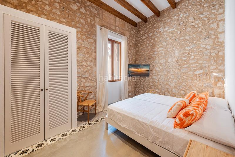 Foto f0de9ed3-131d-483b-8133-19d034fcc8ee. Masía impecable casa de pueblo con piscina en venta en pollensa, norte mallorca en Pollença