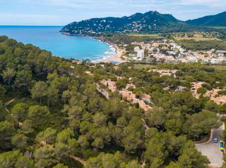 Finca rústica a Capdepera Poble. Impresionante parcela cerca de la playa en venta en canyamel, ma