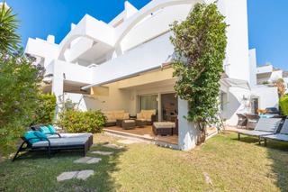 Casa aparellada a Pollença Poble. Casa con jardín y piscinas comunitarias a la venta en puerto pol