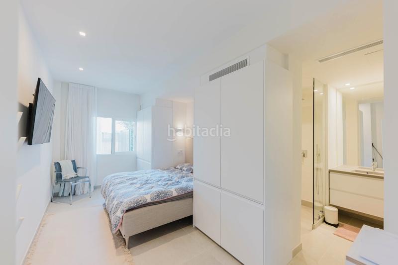 Foto cc2efa39-b9a7-4a38-bcd3-1e5f2db263e0. Apartament amb calefacció aparcament piscina a Portals Nous Calvià