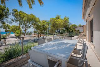 Ático en Port d´Alcúdia-Platja dÁlcúdia. Apartamento con vistas al mar en venta en puerto alcudia, norte