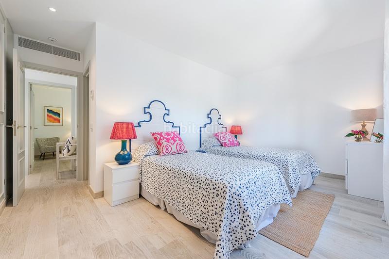 Foto 3ef5ce9c-8938-423b-aca2-2a3c27697d8d. Masia amb piscina a Pollença poble Pollença