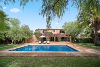 Mas à Campos. Finca mallorquina con olivar en venta en campos, sur de mallorca