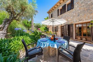 Mas à Andratx. Lujosa casa de campo en venta en andratx, mallorca