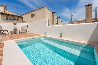 Mas à Pollença Poble. Casa de pueblo completamente reformada con piscina en venta en p