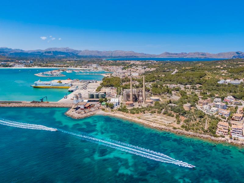 Foto 9882d3f8-a229-4222-8e59-124f51fcdcec. Chalet con piscina in ciutat d´Alcúdia Alcúdia