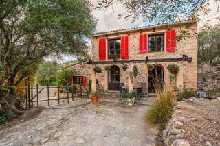 Masia a S´Arracó. Casa de campo con vistas a la montaña en venta en sarracó, andra
