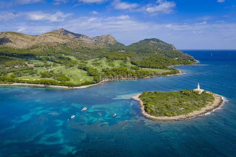 Foto 65638b19-94d1-4178-a2a2-590e3fa18181. Chalet impresionante villa frente al mar en venta en alcanada, noreste de mallorca en Alcúdia