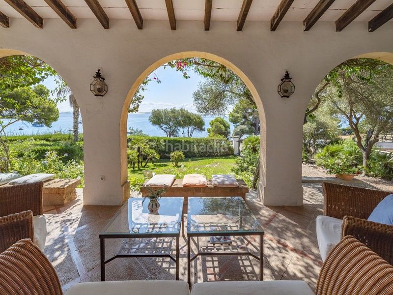 Foto 83648faa-57d0-417d-b0b5-6ed6345e9ecd. Chalet impresionante villa frente al mar en venta en alcanada, noreste de mallorca en Alcúdia