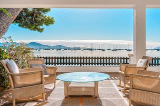 Appartement à Port de Pollença. Apartamento frente al mar en venta en puerto pollensa, norte de