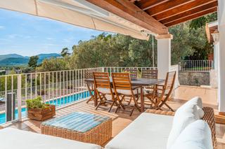 Chalet à Bunyola. Impresionante villa con fantásticas vistas en venta en sa font s