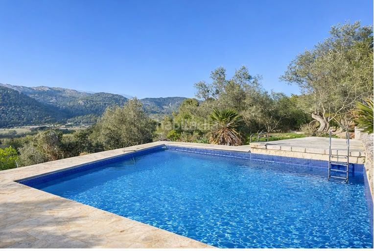 Foto 02a3de78-2dc9-4d00-9287-aec34c444d87. Masia amb piscina a Campanet