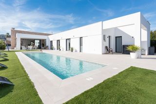 Chalet à Sa Pobla. Preciosa villa con piscina en venta en crestatx, pollensa, norte