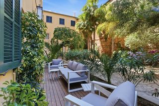 Planta baja en La Calatrava. Piso en planta baja listo para entrar a vivir en venta en el cas