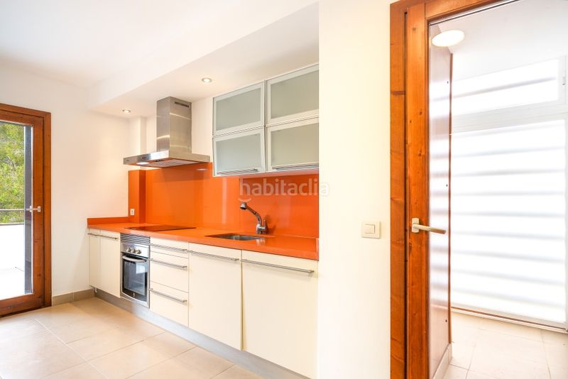 Foto f69b6ace-2ce5-44ee-a735-7eeffc2fdb12. Apartament amb aparcament piscina a port de Pollença Pollença