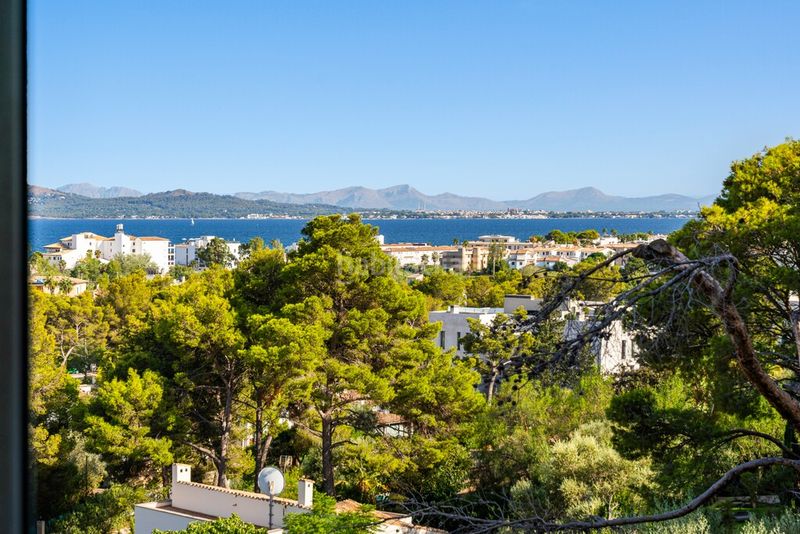 Foto d07acbb7-d365-4317-a7ab-6bcce4f8c51c. Duplex avec chauffage parking piscine dans port de Pollença Pollença