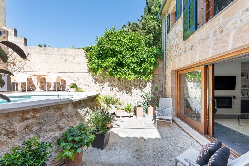 Foto 88a9d6f1-bbfb-4f22-9e7c-222237594a8a. Masia amb calefacció piscina a Pollença poble Pollença