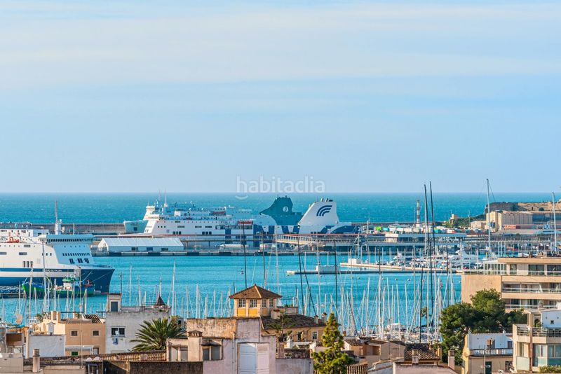 Foto fa675a52-f082-4eff-a3c7-89de6af8ab9c. Àtic amb aparcament a Santa Catalina Palma de Mallorca