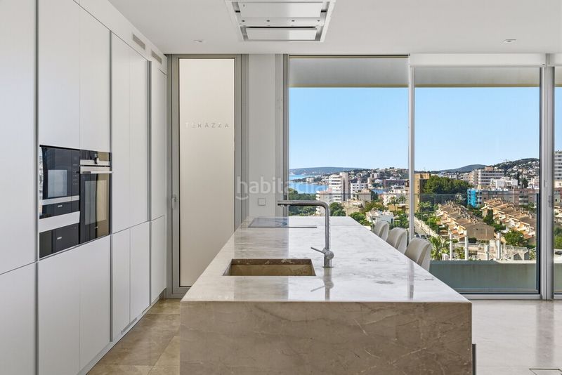 Foto 4a9a9dbe-753d-4863-98b3-d7d4a554b503. Àtic amb calefacció aparcament piscina a La Bonanova Palma de Mallorca