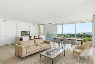 Àtic a La Bonanova. Ático de lujo con vistas al mar y terraza en la azotea en venta