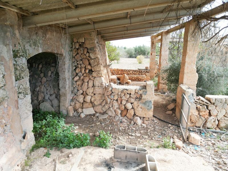 Foto 85e76a95-b621-4a59-a337-27283f0a2b0c. Masia amb aparcament piscina a Llucmajor interior Llucmajor